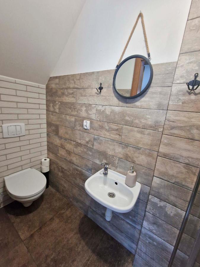 Zielona Przystan Otel Manasterz Dış mekan fotoğraf