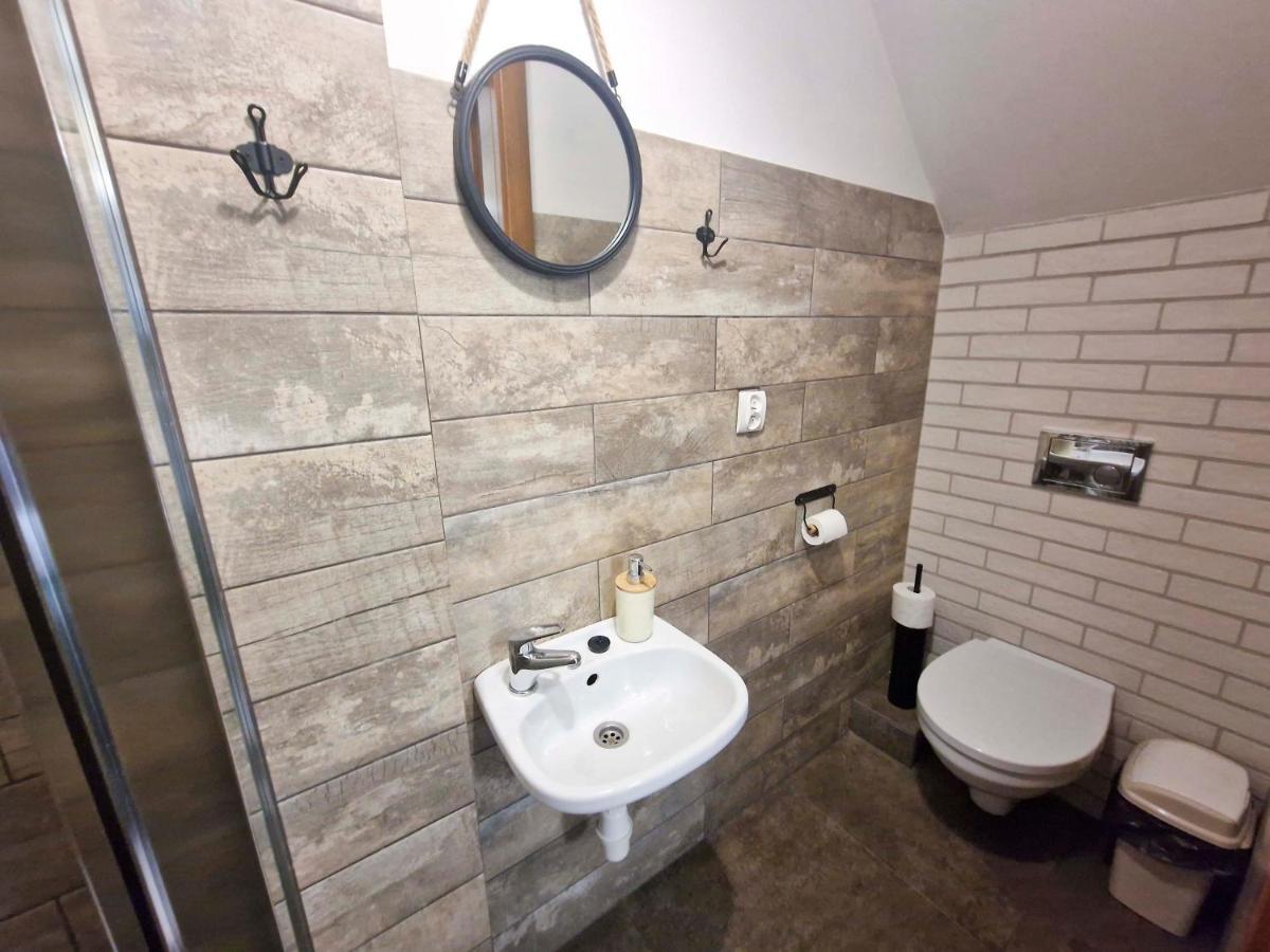 Zielona Przystan Otel Manasterz Dış mekan fotoğraf