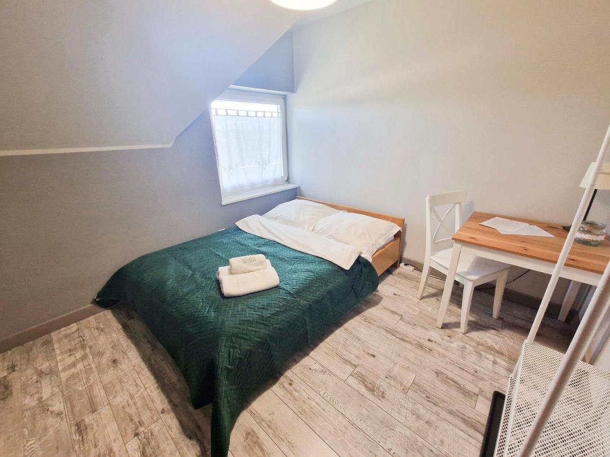 Zielona Przystan Otel Manasterz Dış mekan fotoğraf
