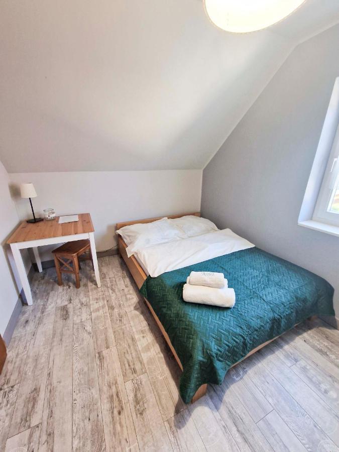 Zielona Przystan Otel Manasterz Dış mekan fotoğraf