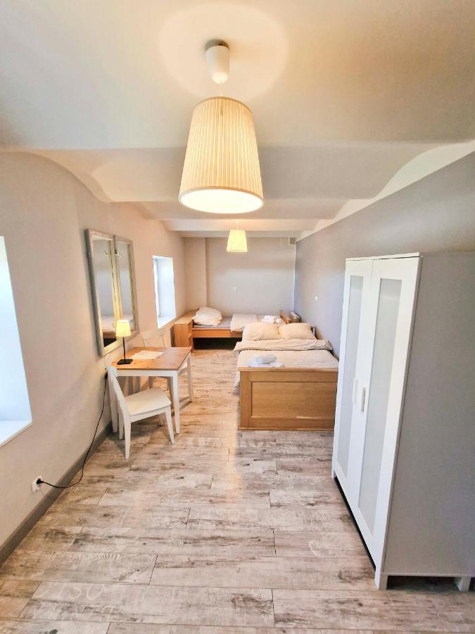 Zielona Przystan Otel Manasterz Dış mekan fotoğraf