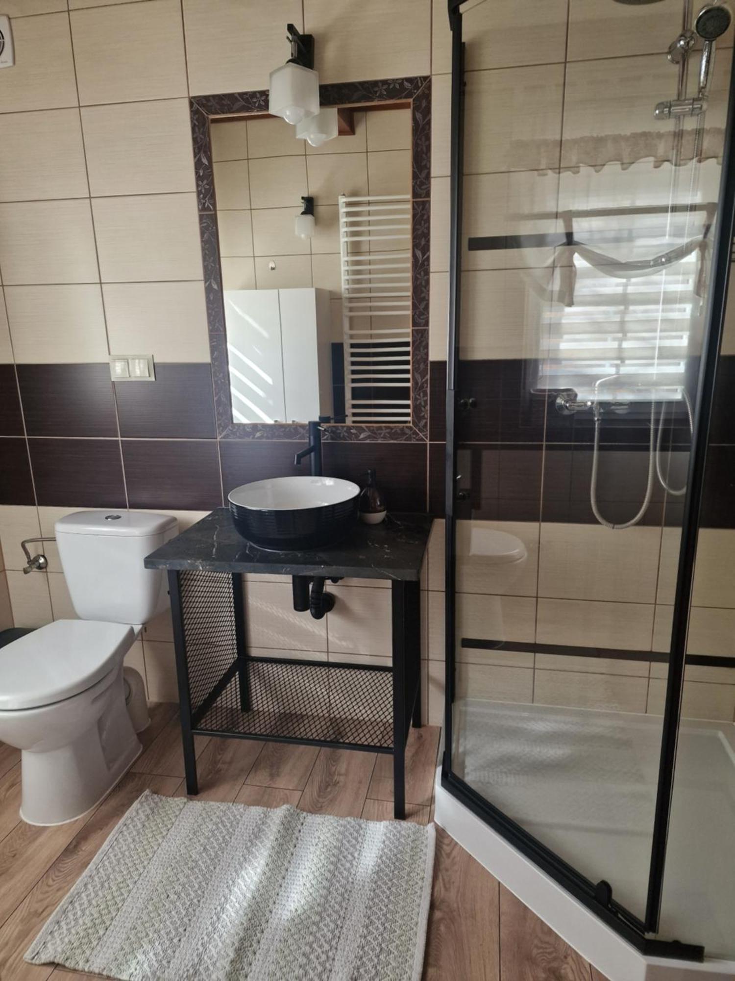 Zielona Przystan Otel Manasterz Dış mekan fotoğraf