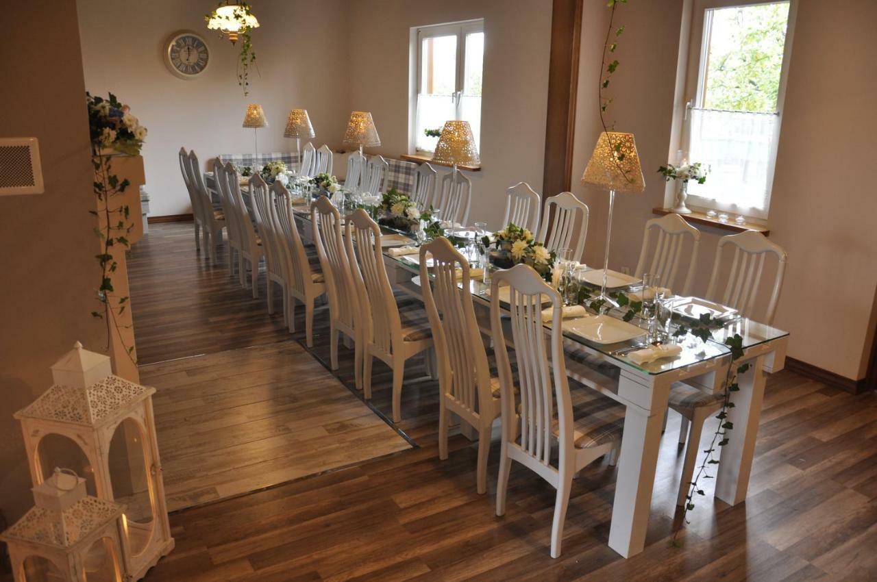 Zielona Przystan Otel Manasterz Dış mekan fotoğraf