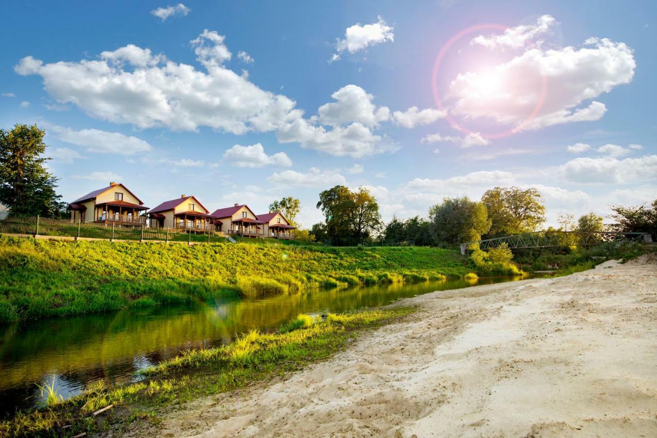 Zielona Przystan Otel Manasterz Dış mekan fotoğraf